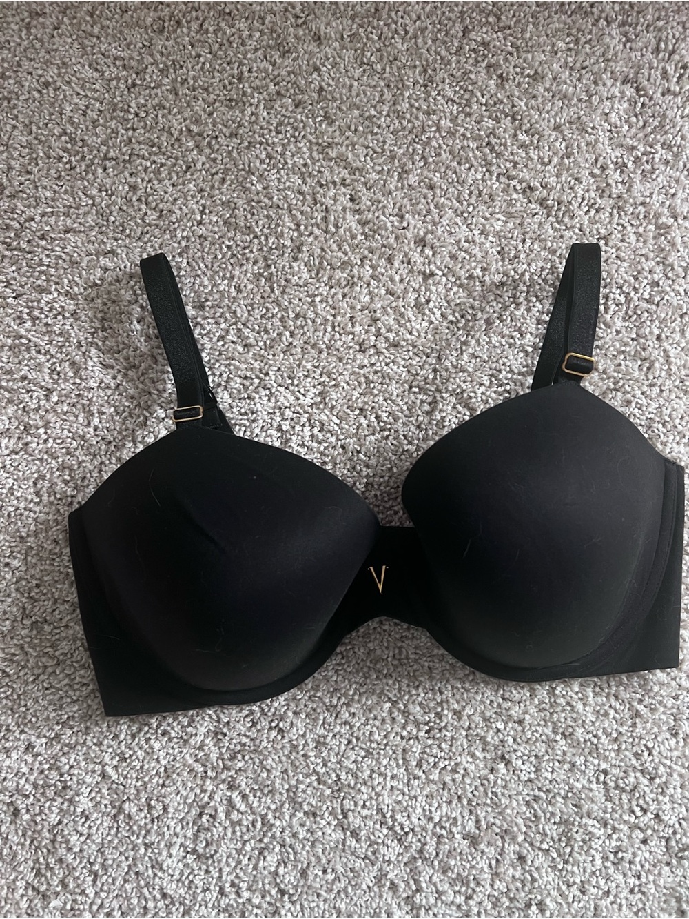 Victoria's Secret Black Seamless Molded Underwire Bra